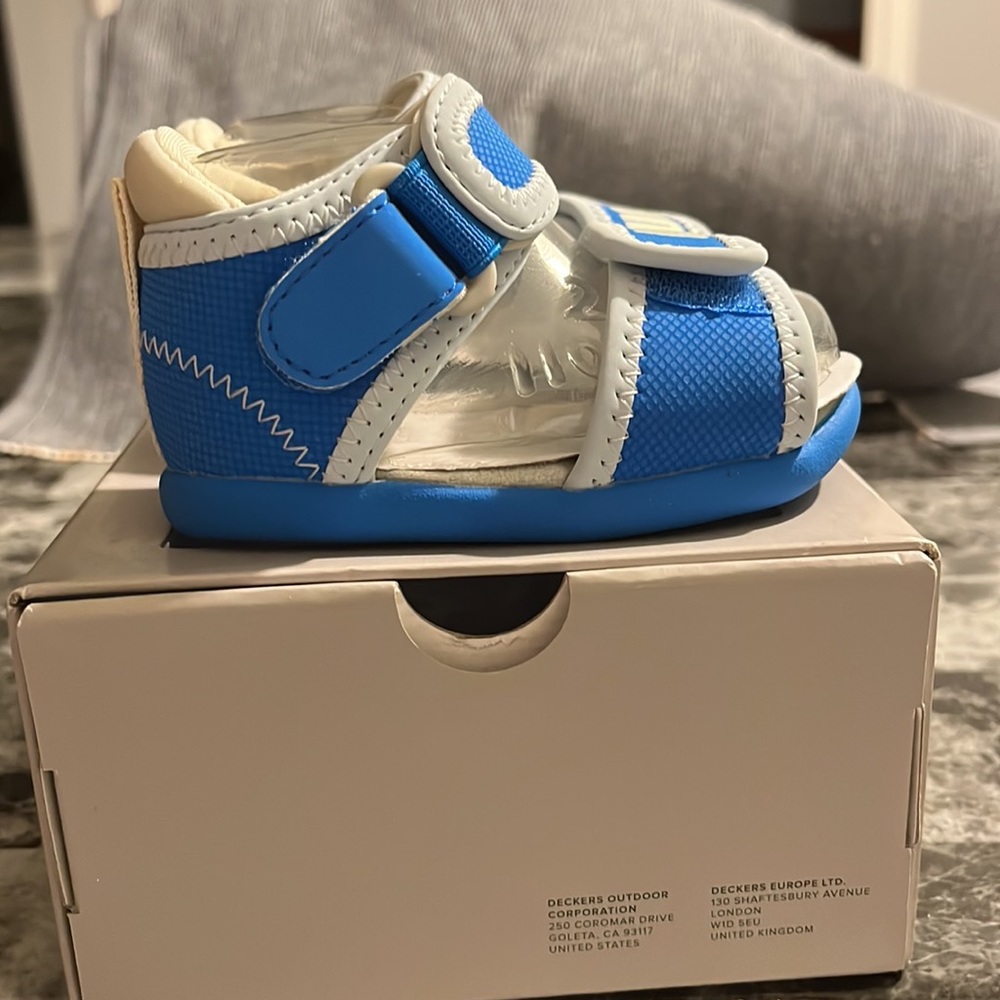 UGG Infant Toddler girls blue sandals, size 02/03-Xs - Picture 2 of 7